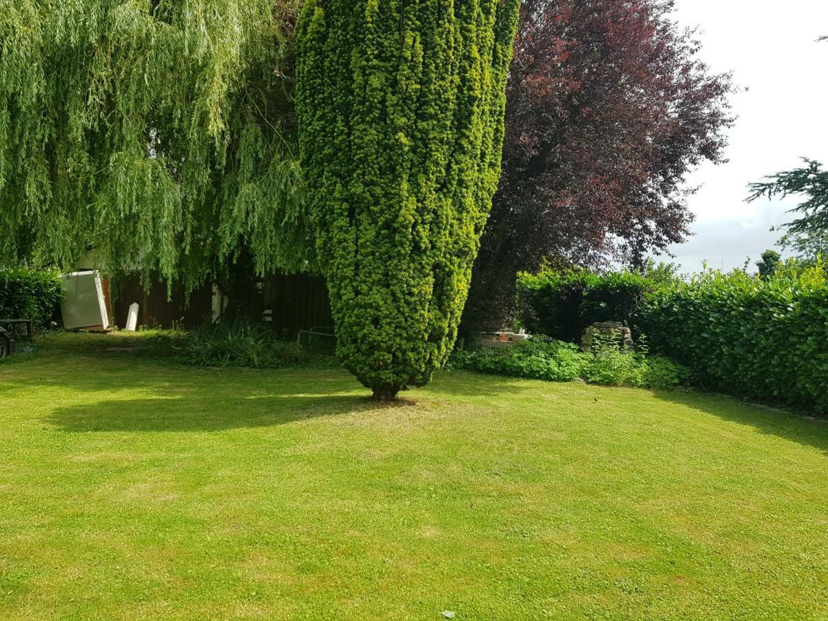 Mary'S Poppies - Bed & Breakfast Blandain Exterior foto